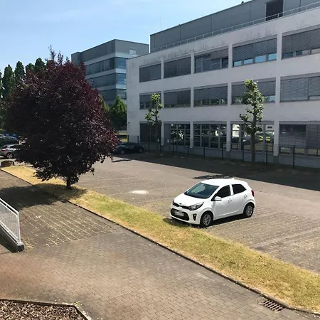 Otel Ibis Frankfurt Messe West 3*