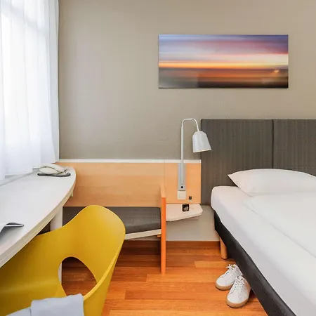 Ibis Frankfurt Messe West Hotel 3*
