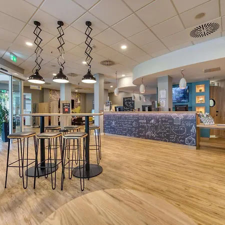 Ξενοδοχείο Ibis Frankfurt Messe West 3*