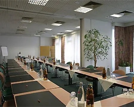 Ibis Frankfurt Messe West Hotel 3*