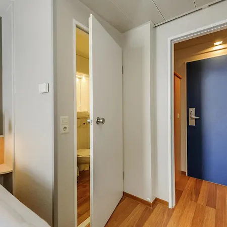 Hotel Ibis Frankfurt Messe West 3*