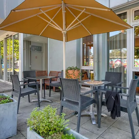Hotel Ibis Frankfurt Messe West 3*