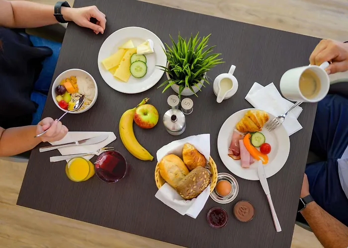 Hotel Ibis Frankfurt Messe West 3*