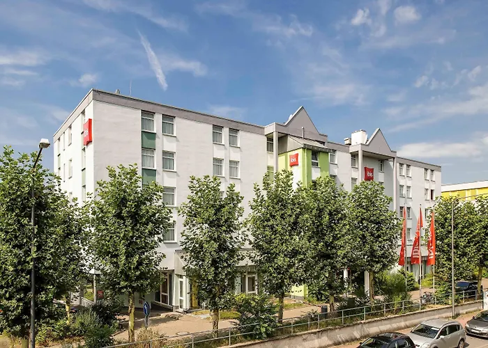 Hotel Ibis Frankfurt Messe West 3*