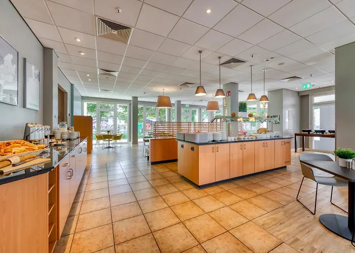 Hotel Ibis Frankfurt Messe West 3*