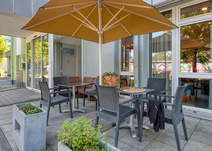 מלון Ibis Frankfurt Messe West 3*