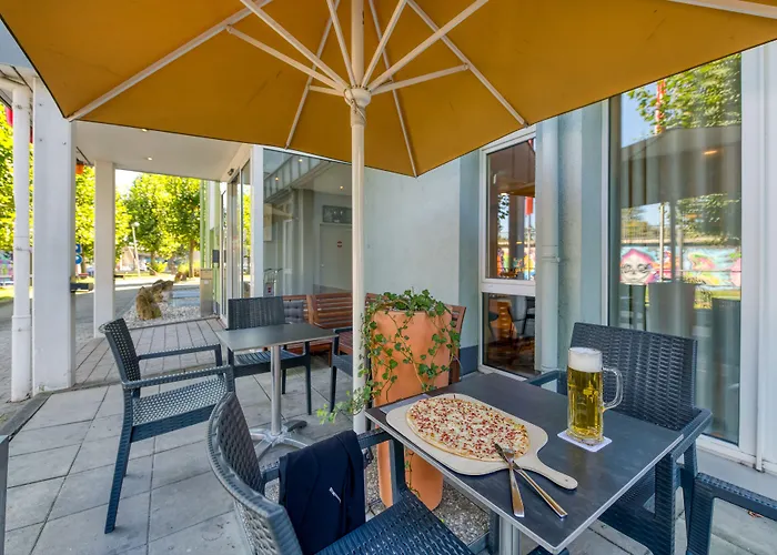 Ibis Frankfurt Messe West מלון 3*