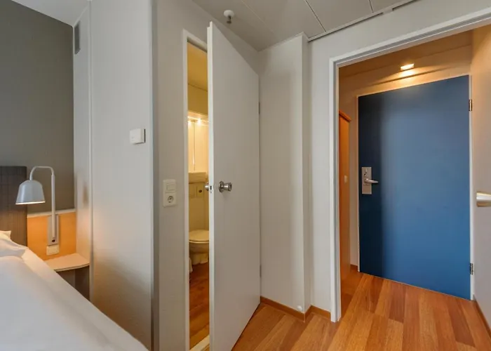 Ibis Frankfurt Messe West 3* פרנקפורט